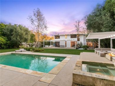 Malibu Luxury Rental Sleeps 12 Guests.